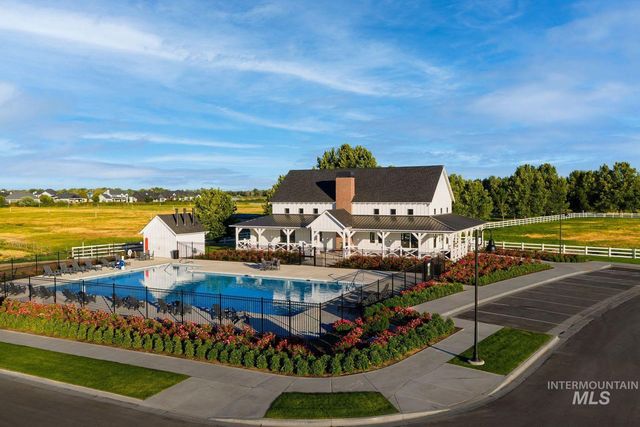 6792 Saddle Bred Way, Star, ID 83669