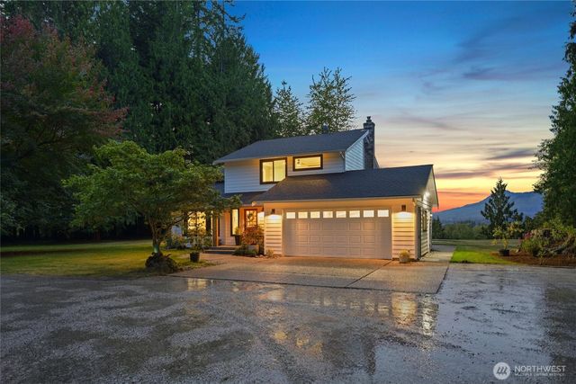 12527 Huckleberry Lane, Arlington, WA 98223