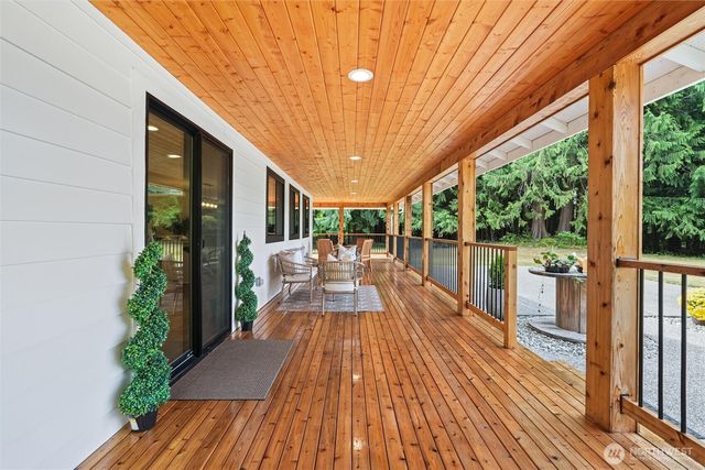 12527 Huckleberry Lane, Arlington, WA 98223