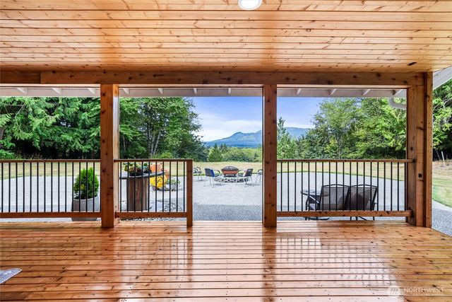 12527 Huckleberry Lane, Arlington, WA 98223