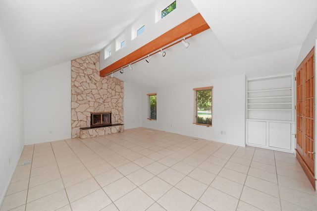 5685 E Silo Ridge Drive, Pittsfield Charter Twp, MI 48108