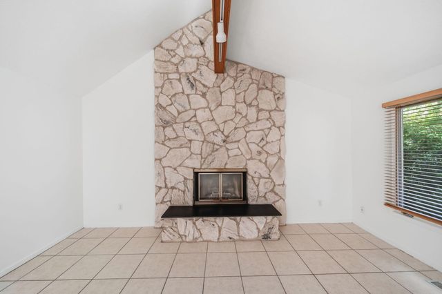 5685 E Silo Ridge Drive, Pittsfield Charter Twp, MI 48108
