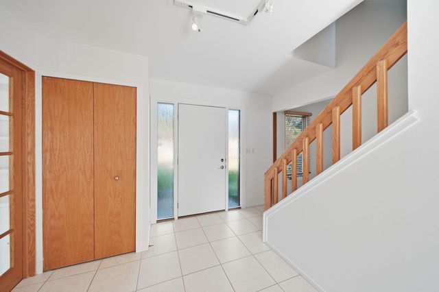 5685 E Silo Ridge Drive, Pittsfield Charter Twp, MI 48108
