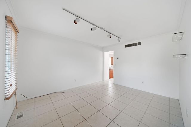 5685 E Silo Ridge Drive, Pittsfield Charter Twp, MI 48108