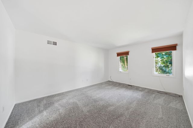 5685 E Silo Ridge Drive, Pittsfield Charter Twp, MI 48108