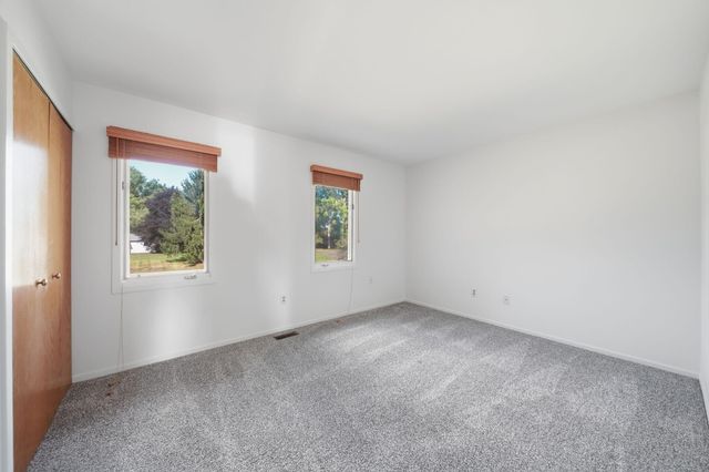 5685 E Silo Ridge Drive, Pittsfield Charter Twp, MI 48108