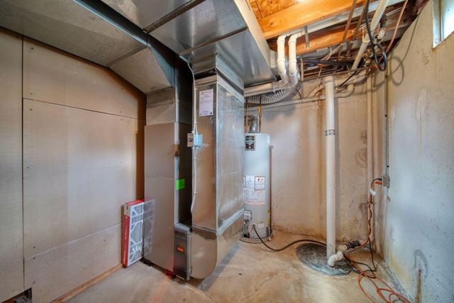 5685 E Silo Ridge Drive, Pittsfield Charter Twp, MI 48108