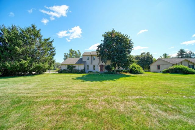 5685 E Silo Ridge Drive, Pittsfield Charter Twp, MI 48108