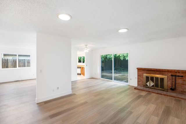 7537 Stoneridge Way, Citrus Heights, CA 95621