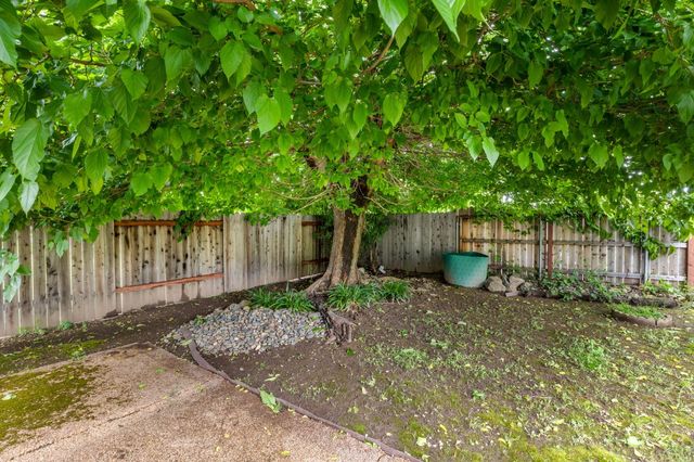 7537 Stoneridge Way, Citrus Heights, CA 95621