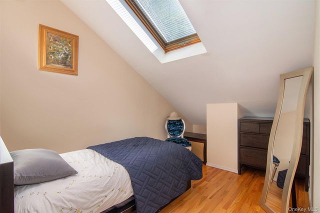 32 Westwood Close, Irvington, NY 10533