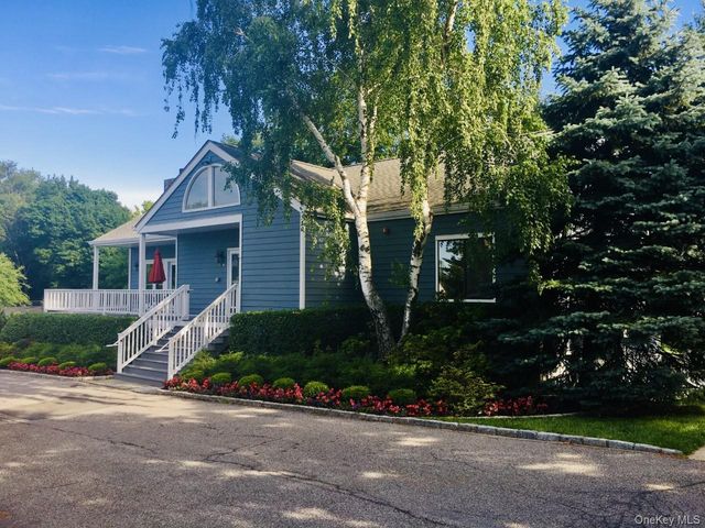 32 Westwood Close, Irvington, NY 10533