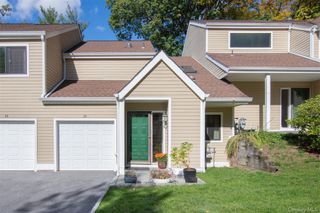 32 Westwood Close, Irvington, NY 10533