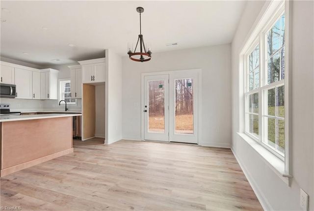 122 Orville Drive, High Point, NC 27260