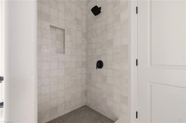 122 Orville Drive, High Point, NC 27260