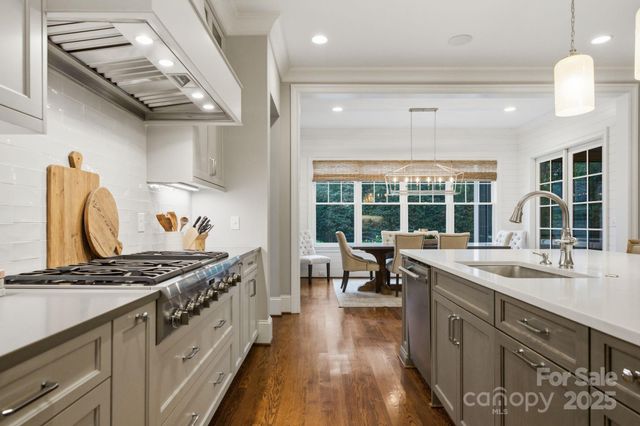 1219 Coddington Place, Charlotte, NC 28211