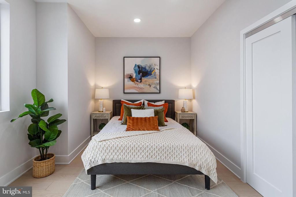 1516 EAST CAPITOL ST NE #15, Washington, DC 20003