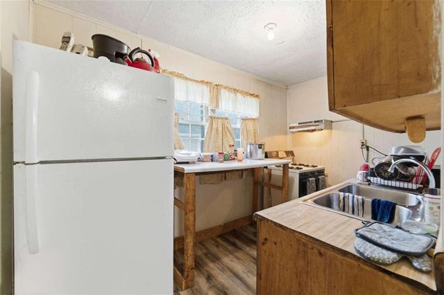 165 Burbank Drive, Atlanta, GA 30314