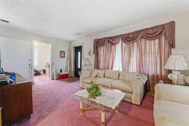 165 Burbank Drive, Atlanta, GA 30314