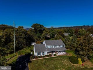 1414 APPLETREE RD, Harrisburg, PA 17110