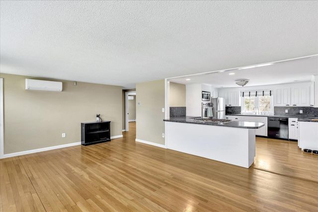 2 Captain Percival Road, South Yarmouth, MA 02664