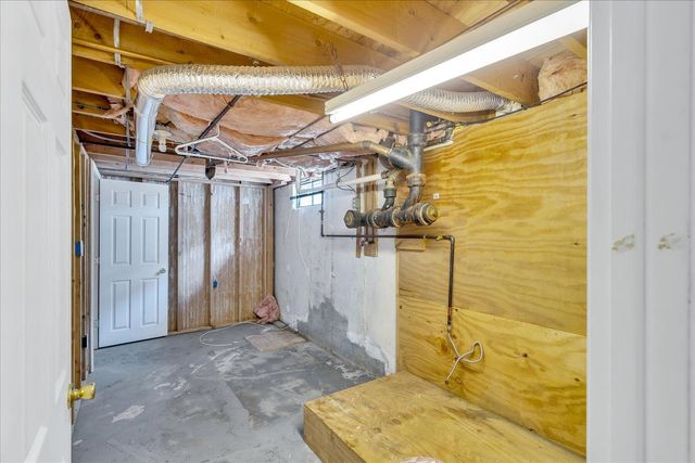 2 Captain Percival Road, South Yarmouth, MA 02664