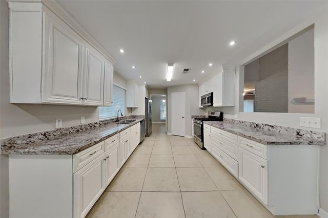 3819 Honey Brook Drive, Houston, TX 77345