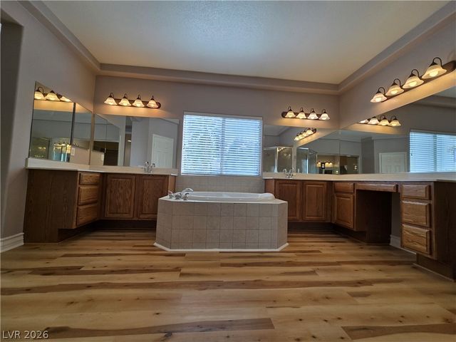 8159 OWL CLAN Court, Las Vegas, NV 89131