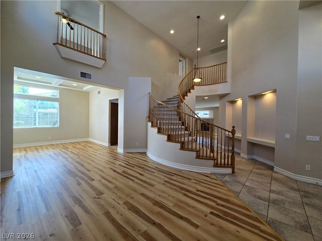 8159 OWL CLAN Court, Las Vegas, NV 89131