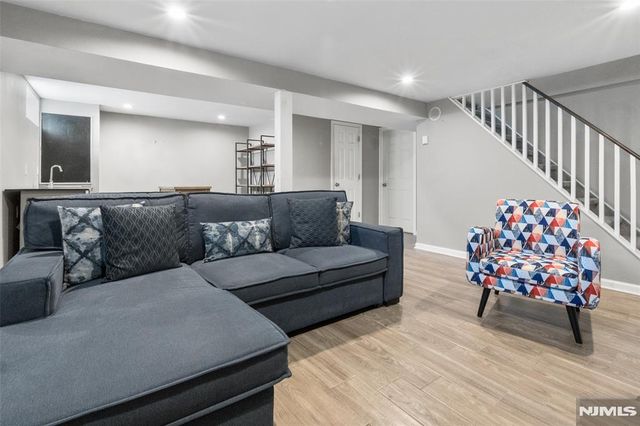 121 Prospect Street, Lodi, NJ 07644