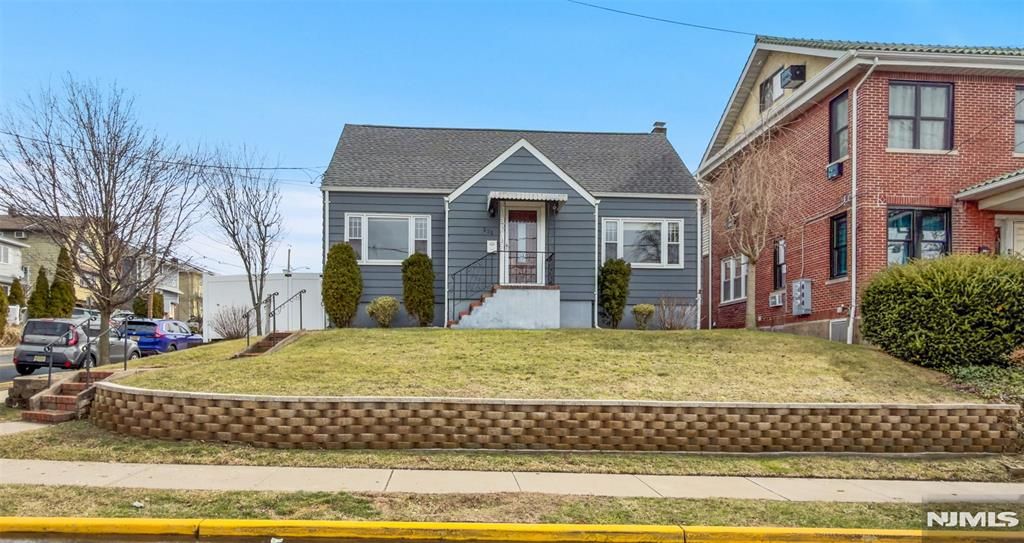 121 Prospect Street, Lodi, NJ 07644