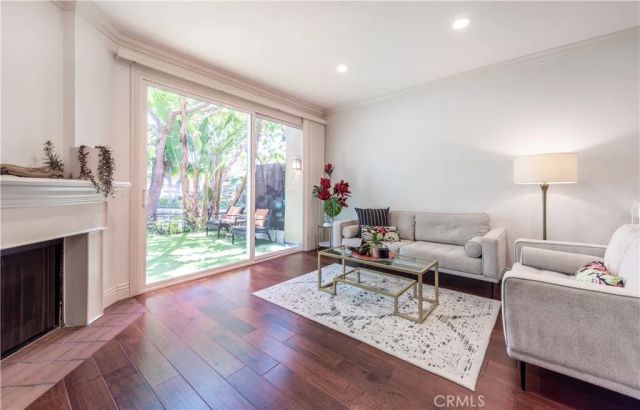 249 Pineview, Irvine, CA 92620