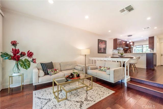 249 Pineview, Irvine, CA 92620