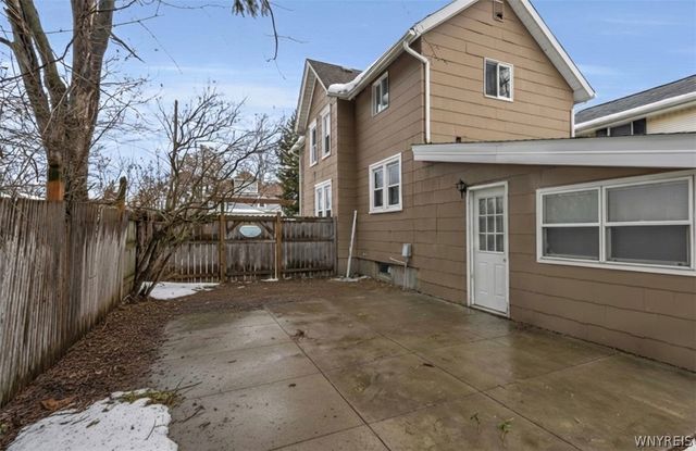 114 Prentice Street, Lockport City, NY 14094