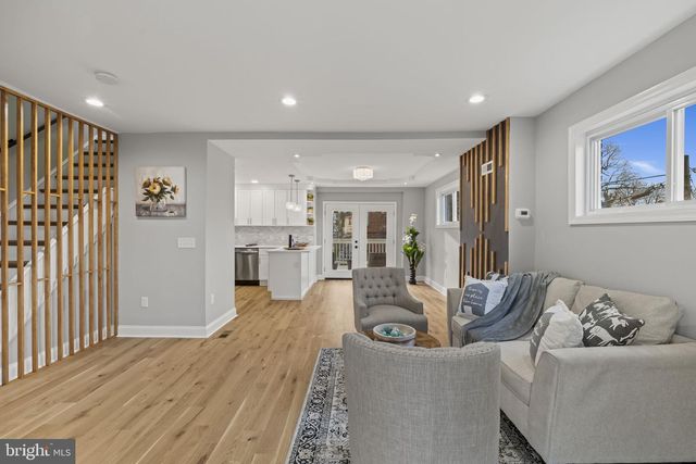 314 E MONTANA ST, Philadelphia, PA 19119