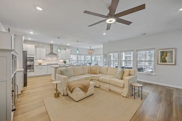 1390 Locals Street, Summerville, SC 29485