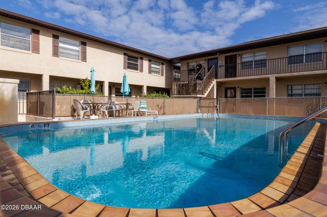 1351 S Ridgewood Ave Apt 18, Daytona Beach, FL 32114