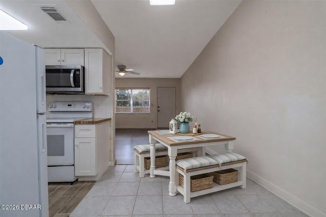 1351 S Ridgewood Ave Apt 18, Daytona Beach, FL 32114