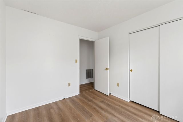 518 Regal Avenue, West Carrollton, OH 45449