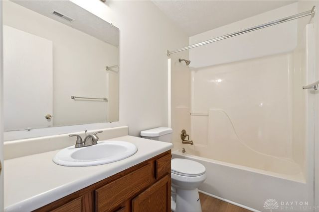 518 Regal Avenue, West Carrollton, OH 45449