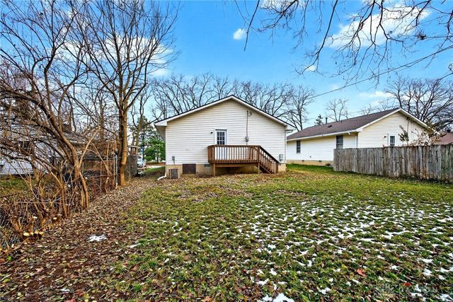 518 Regal Avenue, West Carrollton, OH 45449