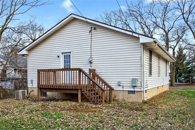 518 Regal Avenue, West Carrollton, OH 45449