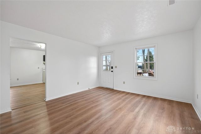 518 Regal Avenue, West Carrollton, OH 45449