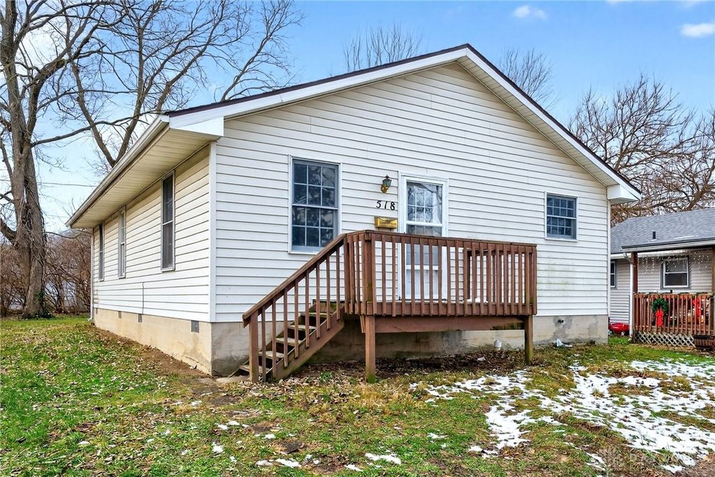 518 Regal Avenue, West Carrollton, OH 45449