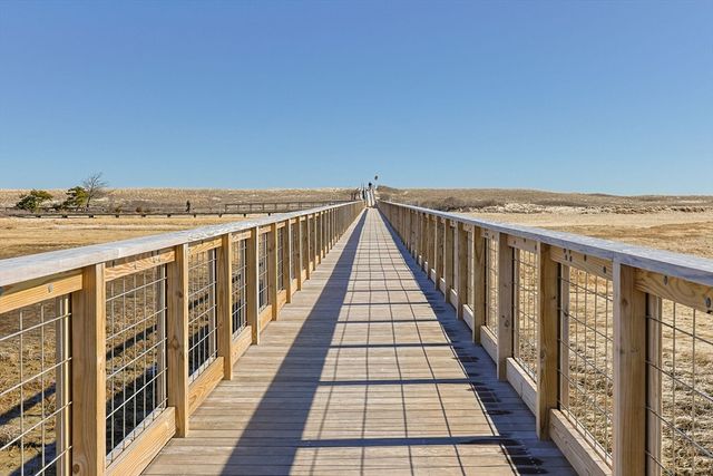 53 Dillingham Ave, Sandwich, MA 02563