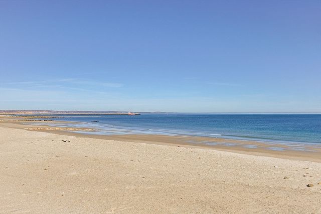 53 Dillingham Ave, Sandwich, MA 02563