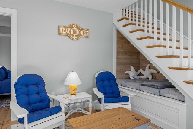 53 Dillingham Ave, Sandwich, MA 02563