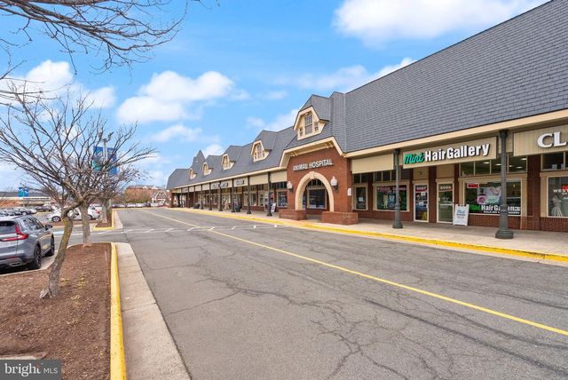 14379 ROUND LICK LN, Centreville, VA 20120