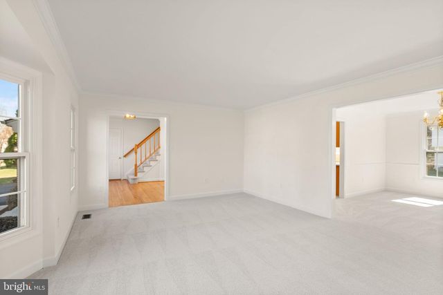 14379 ROUND LICK LN, Centreville, VA 20120