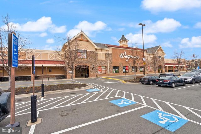 14379 ROUND LICK LN, Centreville, VA 20120